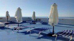 solarium-sul-mare-hotel-puglia.jpg